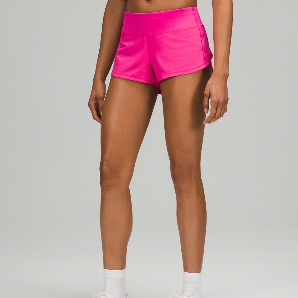 NWT 💟Lululemon Speed Up Short Low Rise 2.5" Sonic Pink Size 4 and 6 💟